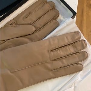 Vera Pelle | Accessories | Barneys New York Genuine Leather Gloves